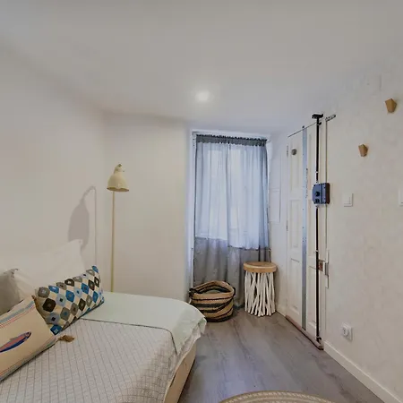 Estudio Com Charme Em Alfama - Historica *