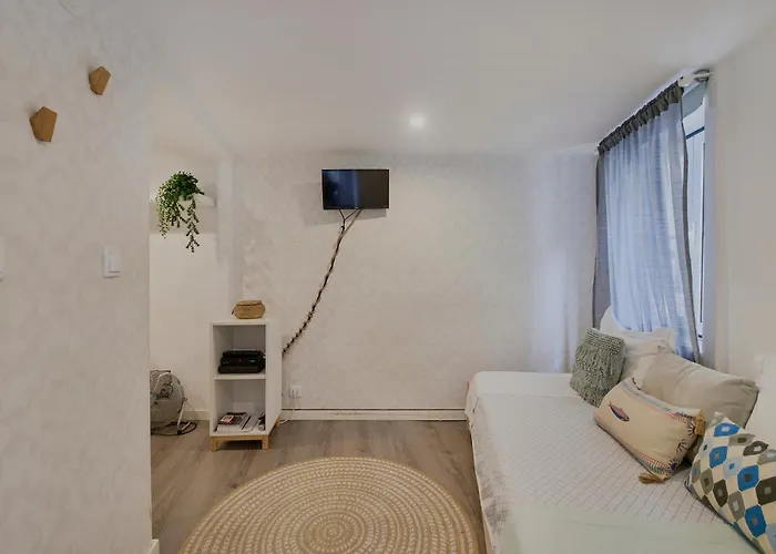 Casa Com Alma Portuguesa @ Alfama Apartment *